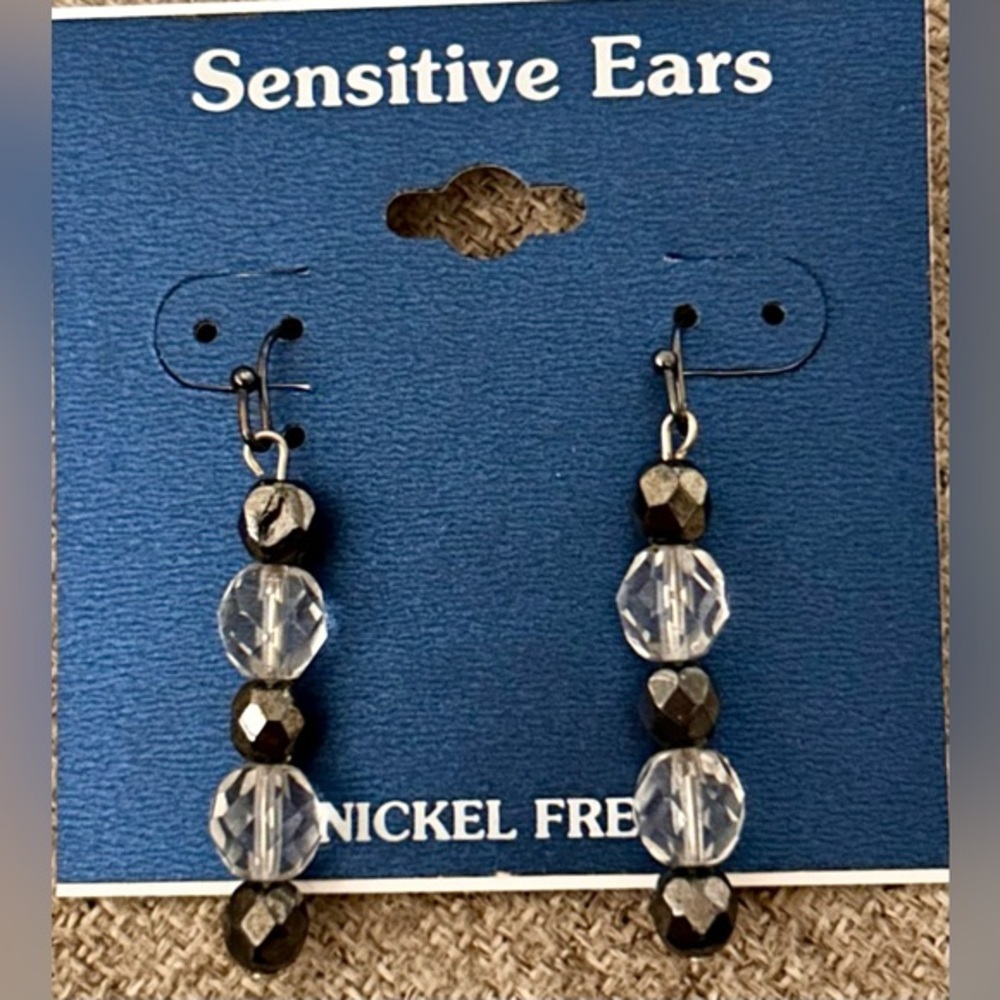 Sensitive Ears Nickle free beaded dangle earrings E20